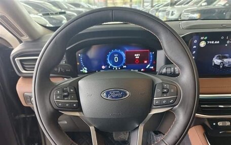 Ford Explorer VI, 2022 год, 4 200 000 рублей, 13 фотография