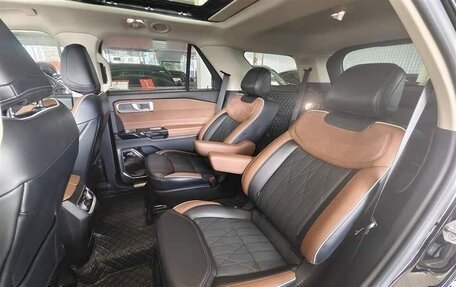 Ford Explorer VI, 2022 год, 4 200 000 рублей, 21 фотография