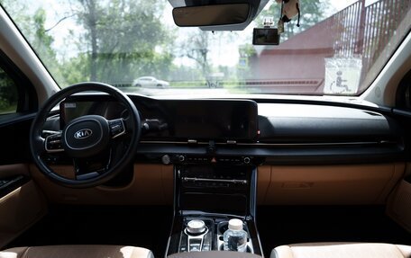 KIA Carnival, 2020 год, 3 800 000 рублей, 10 фотография