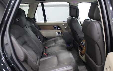 Land Rover Range Rover IV рестайлинг, 2018 год, 6 290 000 рублей, 26 фотография