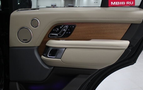 Land Rover Range Rover IV рестайлинг, 2018 год, 6 290 000 рублей, 28 фотография