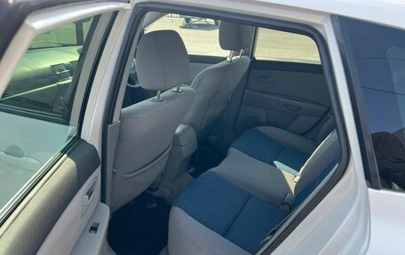 Mazda Axela, 2004 год, 649 999 рублей, 17 фотография