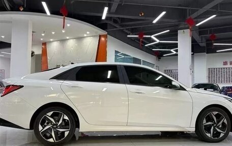 Hyundai Elantra, 2021 год, 1 360 000 рублей, 10 фотография