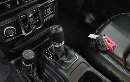 Jeep Wrangler, 2022 год, 4 150 400 рублей, 9 фотография