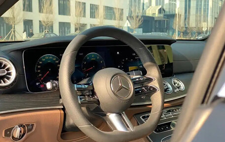 Mercedes-Benz E-Класс, 2021 год, 4 250 000 рублей, 11 фотография