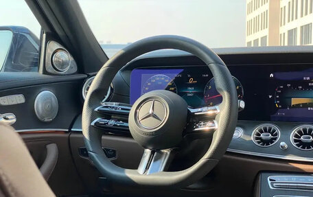Mercedes-Benz E-Класс, 2021 год, 4 250 000 рублей, 13 фотография