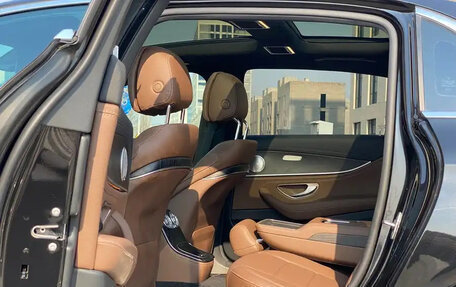 Mercedes-Benz E-Класс, 2021 год, 4 250 000 рублей, 8 фотография
