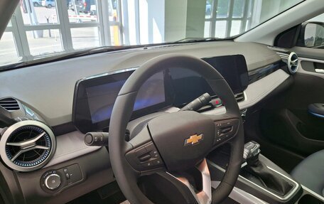 Chevrolet Monza, 2023 год, 1 870 000 рублей, 9 фотография