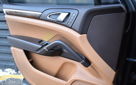 Porsche Cayenne III, 2011 год, 1 970 000 рублей, 16 фотография
