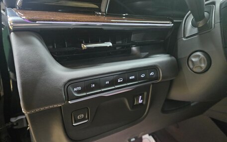 Cadillac Escalade V, 2022 год, 16 270 000 рублей, 15 фотография