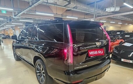 Cadillac Escalade V, 2022 год, 16 270 000 рублей, 2 фотография