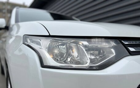 Mitsubishi Outlander III рестайлинг 3, 2013 год, 1 545 000 рублей, 5 фотография