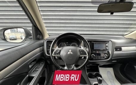 Mitsubishi Outlander III рестайлинг 3, 2013 год, 1 545 000 рублей, 21 фотография