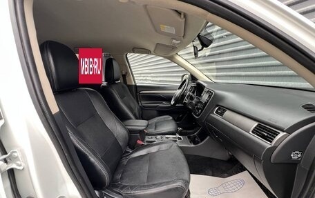 Mitsubishi Outlander III рестайлинг 3, 2013 год, 1 545 000 рублей, 30 фотография