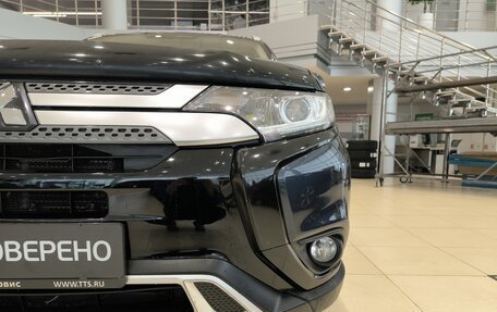 Mitsubishi Outlander III рестайлинг 3, 2020 год, 2 307 000 рублей, 17 фотография