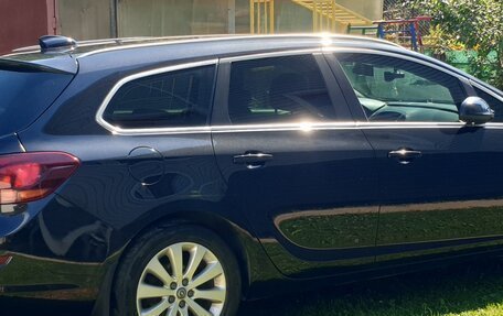 Opel Astra J, 2012 год, 850 000 рублей, 3 фотография