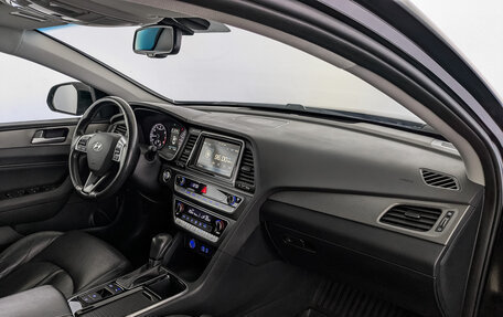 Hyundai Sonata VII, 2018 год, 1 925 000 рублей, 13 фотография