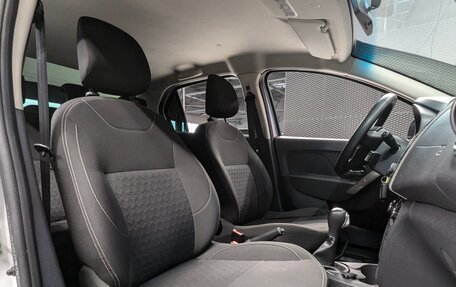 Renault Logan II, 2018 год, 670 000 рублей, 35 фотография
