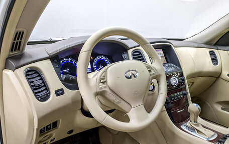 Infiniti QX50 I рестайлинг, 2014 год, 1 825 000 рублей, 16 фотография