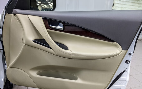 Infiniti QX50 I рестайлинг, 2014 год, 1 825 000 рублей, 25 фотография