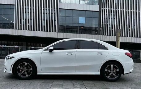 Mercedes-Benz A-Класс, 2023 год, 2 645 000 рублей, 8 фотография