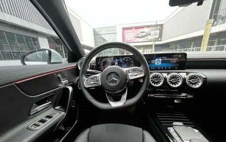 Mercedes-Benz A-Класс, 2023 год, 2 645 000 рублей, 12 фотография