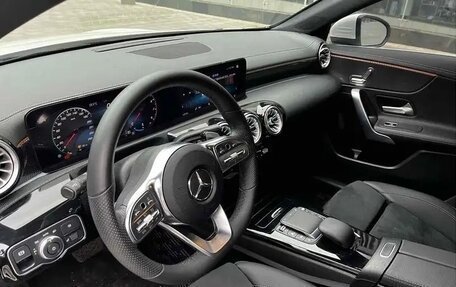 Mercedes-Benz A-Класс, 2023 год, 2 645 000 рублей, 13 фотография