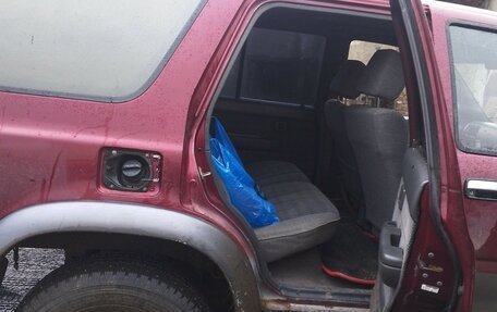 Toyota Hilux Surf III рестайлинг, 1993 год, 450 000 рублей, 3 фотография
