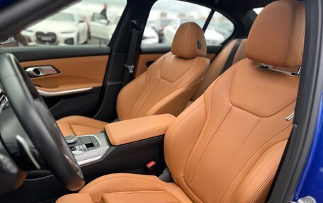 BMW 3 серия, 2022 год, 5 900 000 рублей, 19 фотография