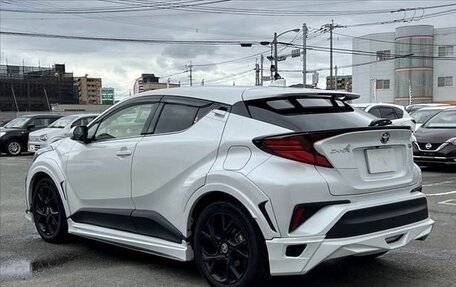 Toyota C-HR I рестайлинг, 2021 год, 1 720 000 рублей, 7 фотография