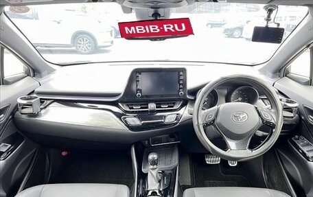 Toyota C-HR I рестайлинг, 2021 год, 1 720 000 рублей, 11 фотография