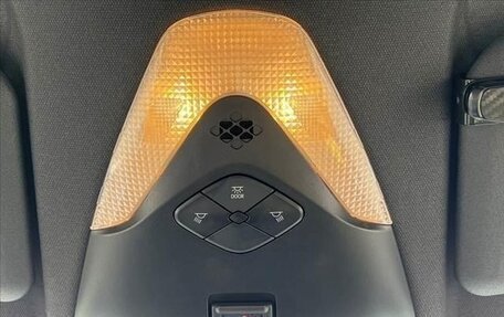 Toyota C-HR I рестайлинг, 2021 год, 1 720 000 рублей, 20 фотография