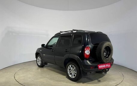 Chevrolet Niva I рестайлинг, 2017 год, 599 000 рублей, 7 фотография