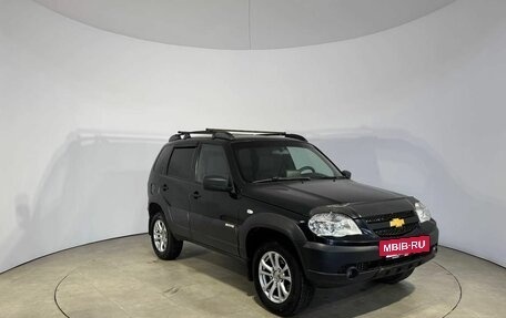 Chevrolet Niva I рестайлинг, 2017 год, 599 000 рублей, 3 фотография