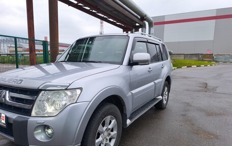 Mitsubishi Pajero IV, 2011 год, 1 850 000 рублей, 1 фотография
