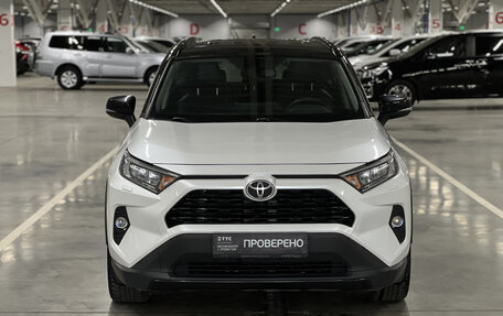 Toyota RAV4, 2021 год, 3 699 000 рублей, 2 фотография
