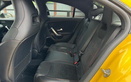Mercedes-Benz CLA, 2019 год, 3 497 000 рублей, 16 фотография