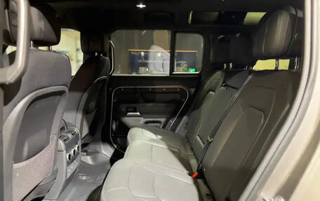 Land Rover Defender II, 2025 год, 15 340 000 рублей, 16 фотография