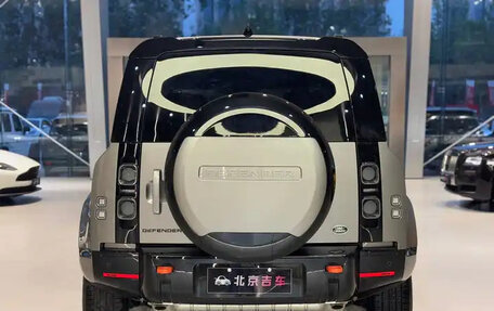 Land Rover Defender II, 2025 год, 15 340 000 рублей, 4 фотография