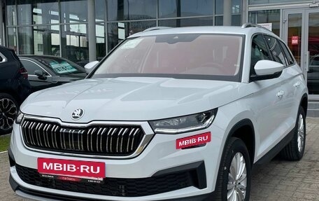 Skoda Kodiaq I, 2024 год, 4 750 000 рублей, 2 фотография