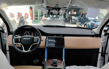 Land Rover Discovery Sport I рестайлинг, 2025 год, 4 340 000 рублей, 8 фотография