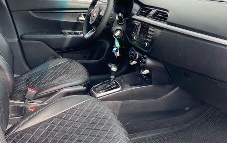 KIA Rio IV, 2017 год, 1 080 000 рублей, 10 фотография