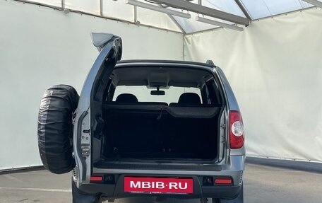 Chevrolet Niva I рестайлинг, 2010 год, 470 000 рублей, 7 фотография