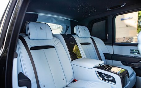 Rolls-Royce Cullinan, 2025 год, 85 000 000 рублей, 2 фотография