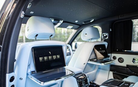 Rolls-Royce Cullinan, 2025 год, 85 000 000 рублей, 7 фотография