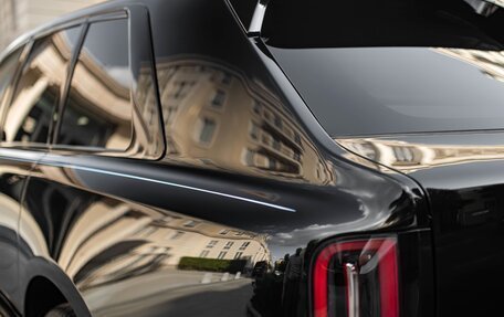 Rolls-Royce Cullinan, 2025 год, 85 000 000 рублей, 12 фотография