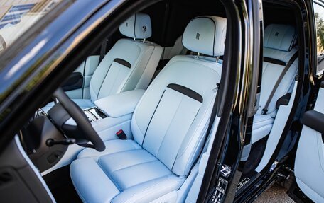 Rolls-Royce Cullinan, 2025 год, 85 000 000 рублей, 26 фотография