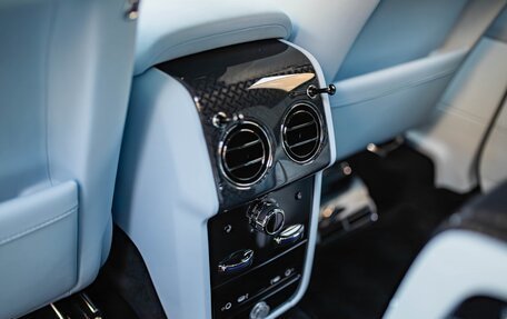 Rolls-Royce Cullinan, 2025 год, 85 000 000 рублей, 24 фотография