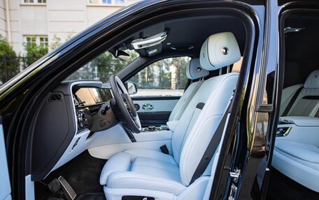Rolls-Royce Cullinan, 2025 год, 85 000 000 рублей, 35 фотография