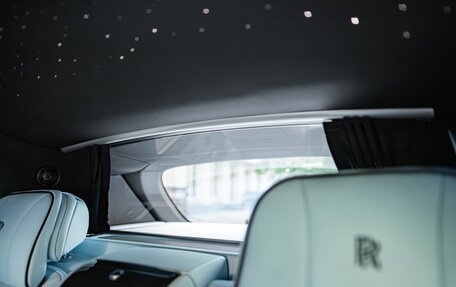 Rolls-Royce Cullinan, 2025 год, 85 000 000 рублей, 30 фотография